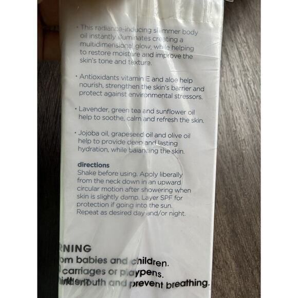 M-61 Perfect Shimmer Body Oil Illuminating Body Oil 100 ML 3.4 FL OZ - Picture 2 of 4